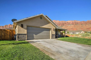 Mountain-View Moab Home with Pool and Hot Tub Access!